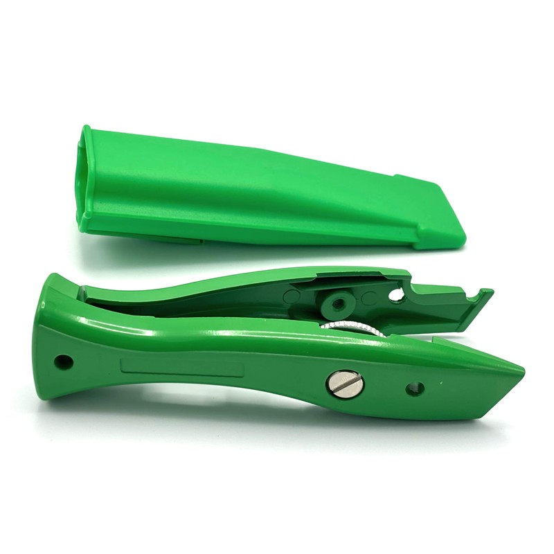 CCA Green Carpet Cutter Tool with Green Holder for The