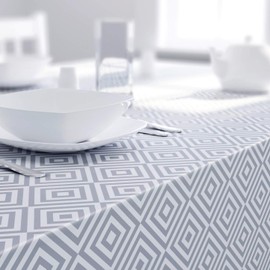 Dehaus® Wipe Clean Table Cloth - Grey Geo Diamond - Wipeable PVC Oilcloth Table Cover - Plastic Vinyl Tablecloth - Water Resistant & Easy To Clean - Kitchen or Dining Protector (150cm Round)