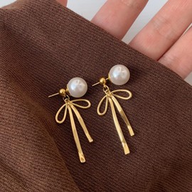 Pearl Bow Earrings for Women Bow Stud Earrings Gold Plated Bow Earrings Delicate Pearl Bow Dangle Earrings Trendy Jewelry Gifts