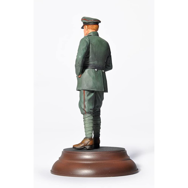 Miniart 1:16 Scale Ernst Udet. WWI Flying Ace Plastic Model