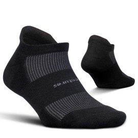 Feetures High Performance Max Cushion Ankle Sock - Tab Socks for Women & Men with Heel Tab - Black, M (1 Pair)
