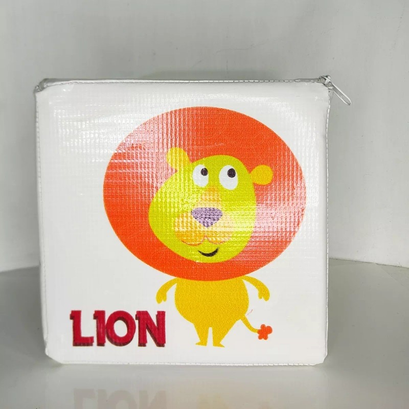 Castillo Didáctico Cubo Animales La Granja 20x20cm, Lona, En Ingles,