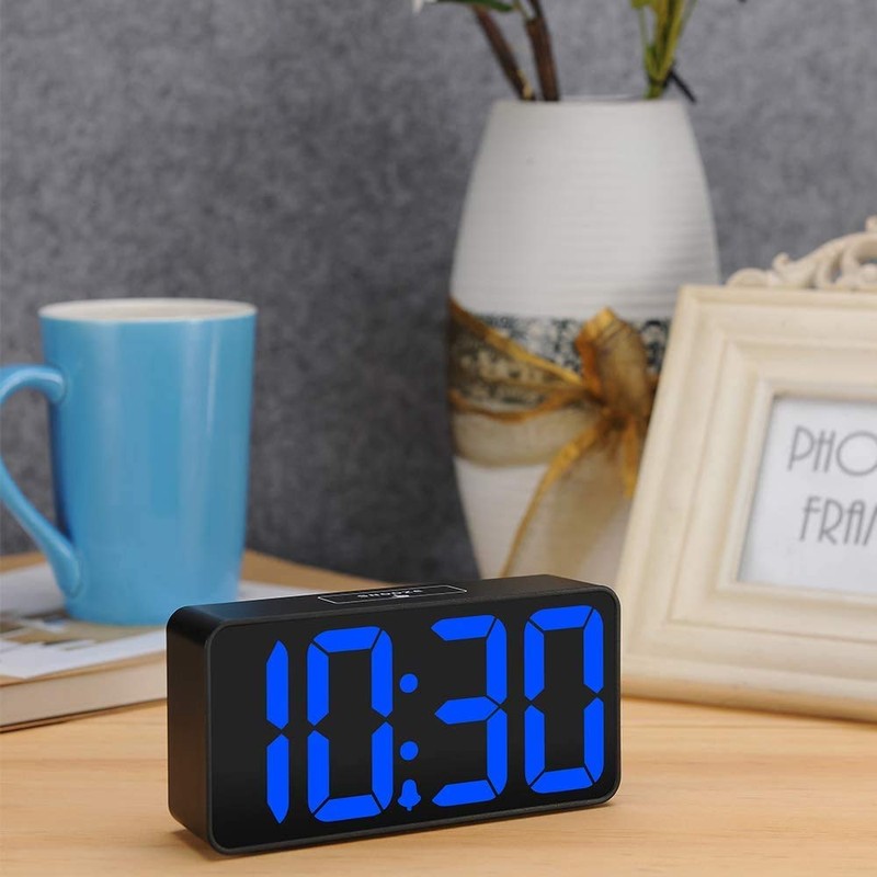 DreamSky LED digital alarm clock with USB charging port, large