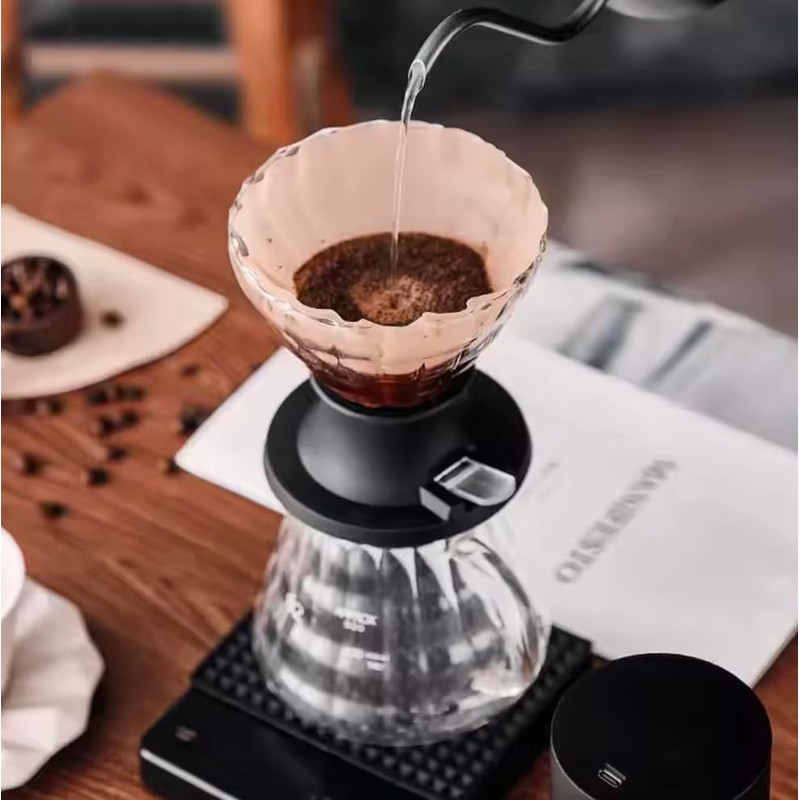 Prepare coffee according to the tea principle, immersion dripper switch,
