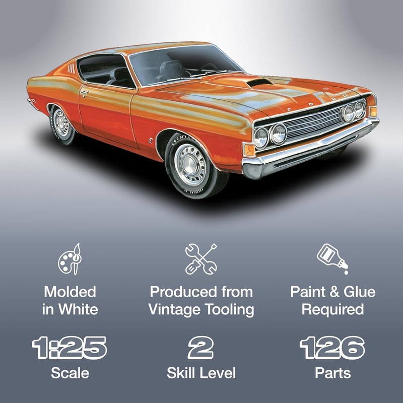 PLATZ AMT 1/25 1969 Ford Torino Cobra Fastback Plastic Model