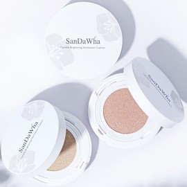 SKINCURE SANDAWHA Camellia Brightening Illumination Cushion SPF25 PA++ 15g, Shade:#01 Natural Beige