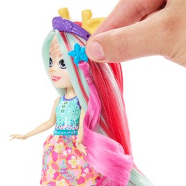 Enchantimals Deluxe Hair Doll Set with Zemirah Zebra, Gillian Giraffe and Charisse Cheetah, 5 Hair Play Accessories and Best Friends Grainy, Pawl and Grinsy, for Children from 4 Years, HNV29