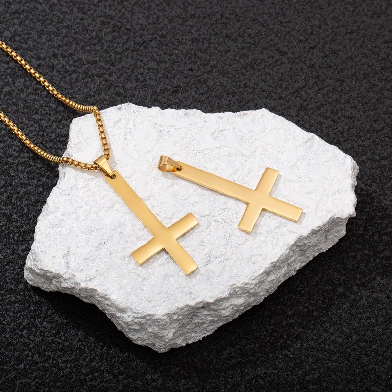 Scddboy Upside Down Cross Necklace,316L Stainless Steel Inverted Cross Pendant,Satanic