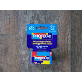 Photolab 35 mm color film, 24 exposures, ISO 100, unopened box, expired 2007