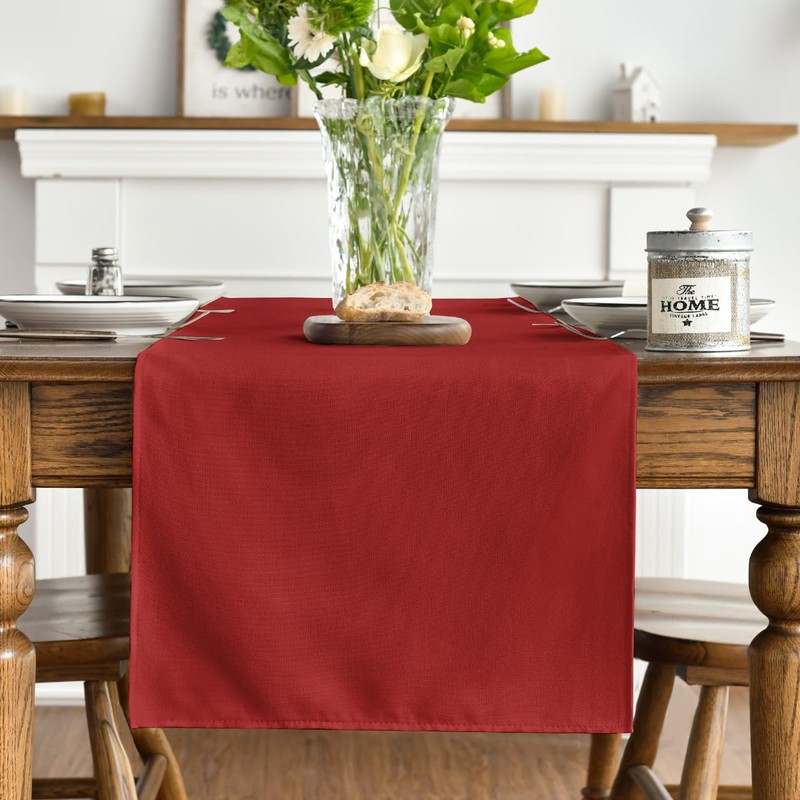 Artoid Mode Red Table Runner, Seasonal Christmas Washable Kitchen Dining