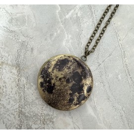Keepsake Full Moon Locket Antique Brass Necklace photo keepsake  Best For Christmas Gift