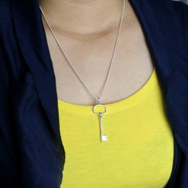 Minimalist Women's 925 Sterling Silver Necklace Classic Key Pendant Clavicle Chain Unisex Jewelry Chokers Necklaces Accessories (Snake Chain 20 inch)