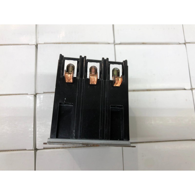 Hartland Controls Contactor 110V Tpst 50Amp HCC-3XT04CG Coil 120VAC 50/60