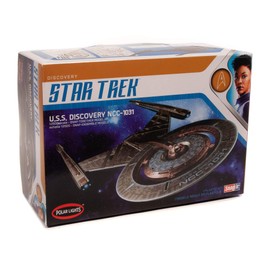 Polar Lights Star Trek U.S.S. Discovery NCC-1031 1:2500 Scale Plastic Model Kit (POL961M)