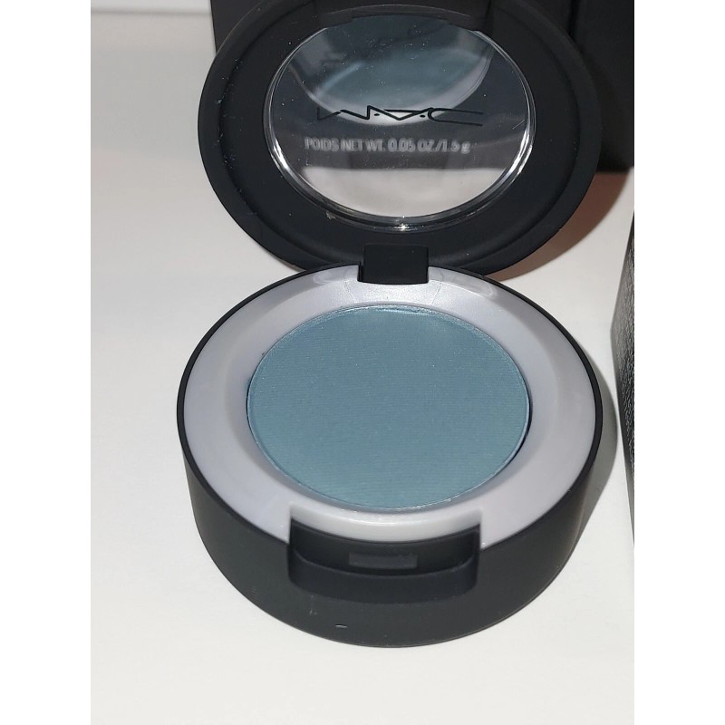 M·A·C MAC Eye Shadow Powder Kiss Soft Matte *GOOD JEANS*