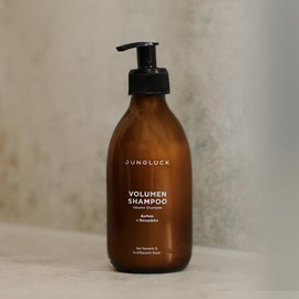 JUNGLÜCK Volume Shampoo | Lightweight Shampoo for More Volume & Silkiness | No Sulphates & Silicones