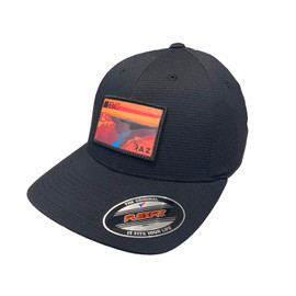 Black Clover New Live Lucky Arizona Resident Black S/M Fitted Golf Hat/Cap