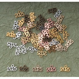 Ruwado 50 Pcs 2025 Year Jewelry Making Kits Metal Small Signet 1.4 x 0.9 cm Cute Kits for Bracelet Necklace Earring Keychain Crafting DIY Graduation Tassel Parties Decoration (Colorful)