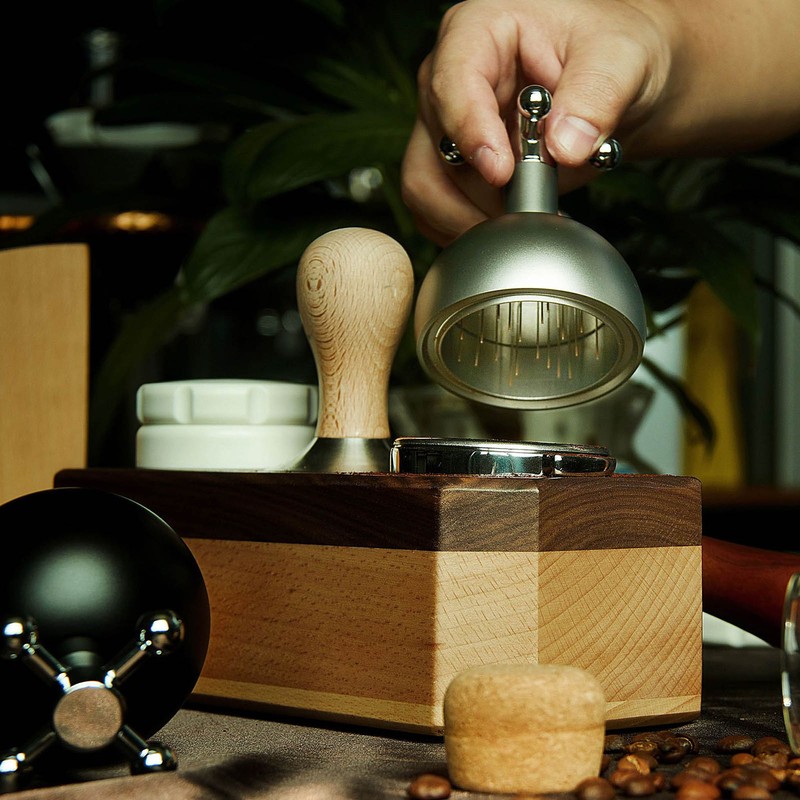 Adjustable Coffee Distributor Food Grade Metal Rotating Handle Fixed Cover