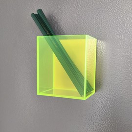 YWZF Magnetic Pen Holder, Acrylic Dry Erase Marker Holder, Large Capacity Pencil Holder for Whiteboards, Fridge, Lockers Office School Supplies (Neon Green)