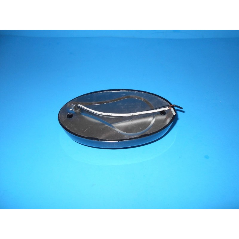GUSTAFSON *12 VOLT RV PORCH LIGHT OVAL AMBER LENSE RV