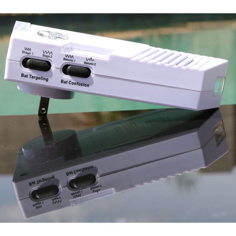 Cleanrth CB006 Advanced Ultrasonic Bat Repelling System - Demands Bats