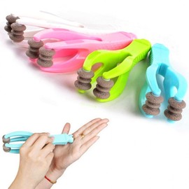 Finger cheek massager palm back massage massage stick BALL finger palm massager (color random) 5ea