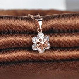 Infinite U Elegant Snowflake Women Necklace 925 Sterling Silver Rhodium Plated Cubic Zirconia Flower Shaped Pendant, Rose Gold