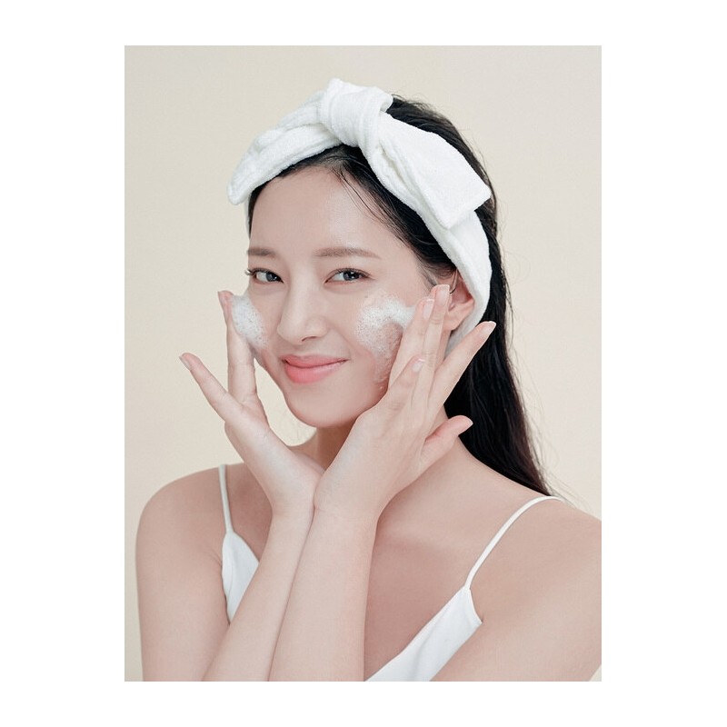 Mildly acidic hyaluronic gel cleanser 200ml / 약산성 히알루론 젤