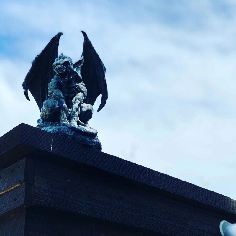 Ebros Warden Large Cathedral Guardian Crouching Winged Gargoyle Statue 12.5"H