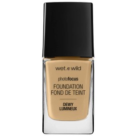 wet n wild Photo Focus Dewy Foundation, Cream Beige, 1.06 Ounces