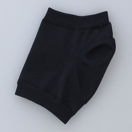 Smooth Heel Skin by putting on Heel Skin care socks Short BK [JAPAN]