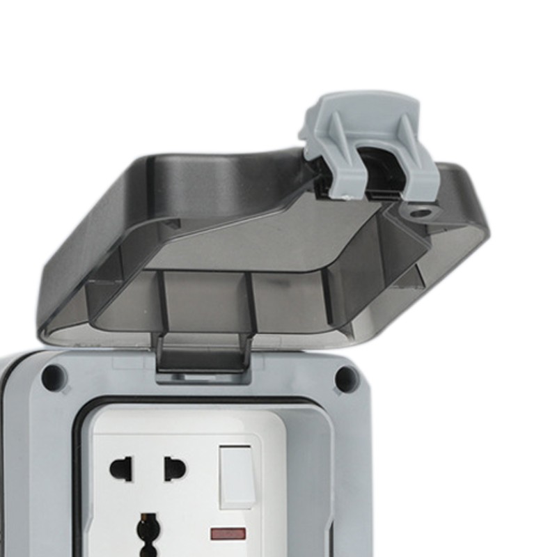 Outdoor Waterproof Socket IP66 Corrosion Resistance Anti Splashing Wall Mounted