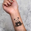 Azeeda 4 x 'Pandabärjunges sitzt' Temporäre Tattoos - Wasserfest, Hautfreundlich