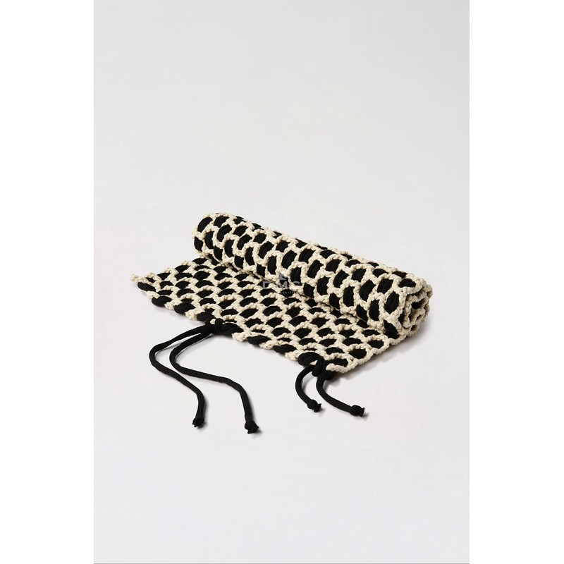 Monochrome Placemats Crochet Kit