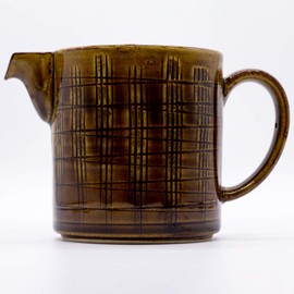 Imari Pottery 02104413 Hasami Ware Chojuro Kiln Coffee Server, Lattice Carved, Brown