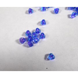 Miyuki 100 Miyuki Transparent Color-Lined Green & Red Glass TRIANGLE BEADS