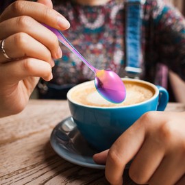 HJZHII Pack of 6 Stainless Steel Teaspoons, Rainbow, 14 cm Coffee Spoon, Espresso Spoon, Dessert Spoon, Small Spoon, Latte Macchiato Spoon for Tea, Coffee, Dessert, Home, Kitchen, Restaurant