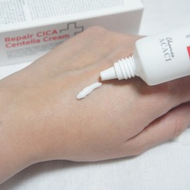 acacia Cica Ceramide Regenerating Cream Centella asiatica Dermatology Clinic Banhu Milia Trouble Calming Skin Barrier / 시카 세라마이드 재생크림 병풀 크림 피부과 점밴후 비립종 트러블 진정 피부장벽