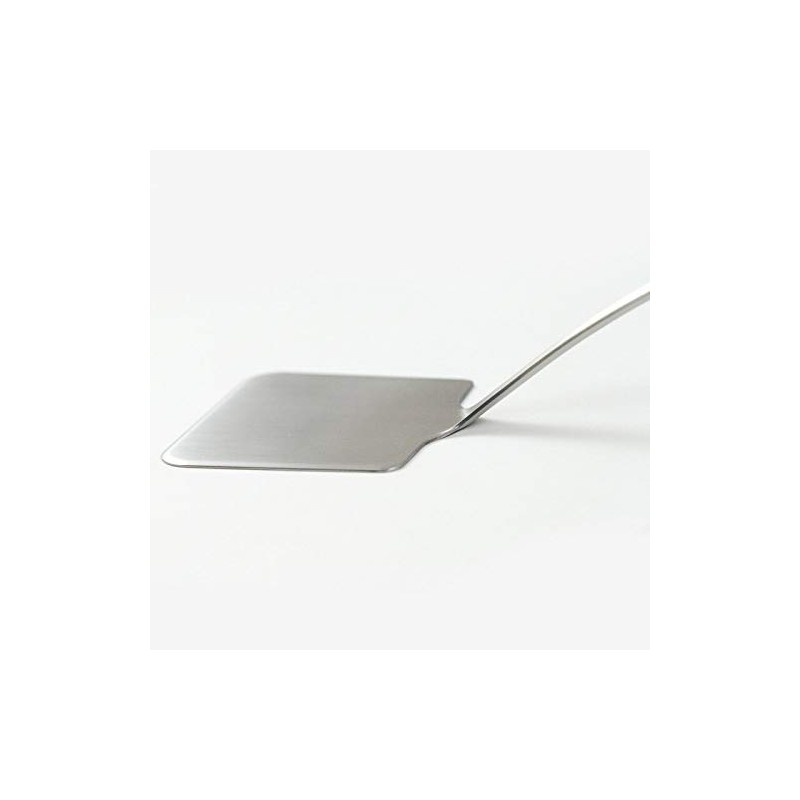 Easy to scoop and recover turner