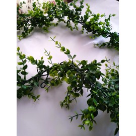 Boxwood Garland Greenery for Wedding Reception Table, Fireplace Mantel, Parties, 5.5 Feet Long