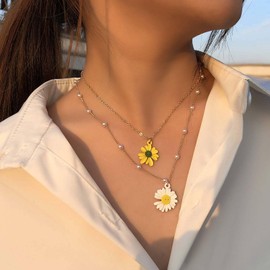 Cimenexe Bohemian Layered Daisy Flower Choker Necklace Acrylic Pearl Sunflower Necklace Gold Pearl Satellite Chain Necklace Pearl Daisy Pendant Necklace Jewelry for Women and Girls Gifts