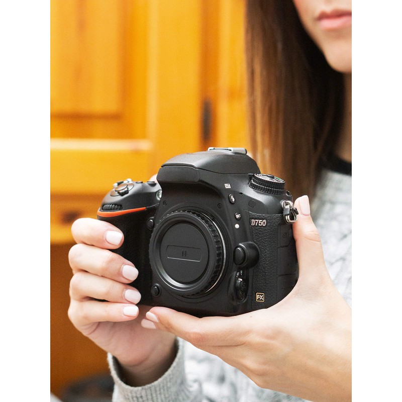 Ares Foto® L-R7 Housing Cap and Rear Lens Cap Kit