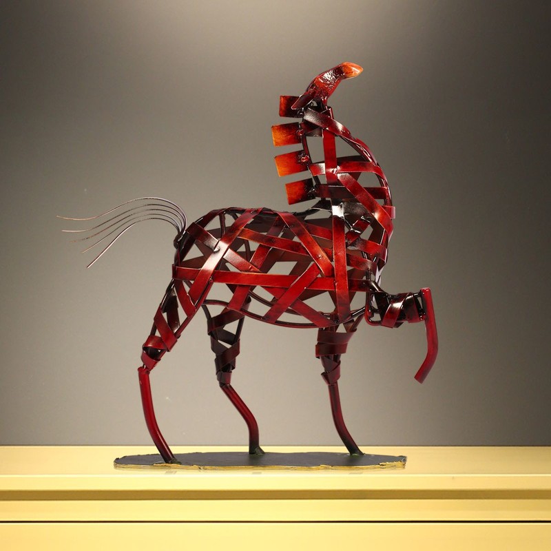 TOOARTS Metal Sculpture Metal weaving horse Home Furnishing Articles Handicrafts