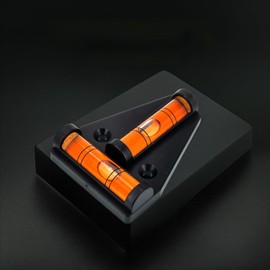 YANNLIHONG T-Shaped Mini Level Platform, Magnetic 4-Function Acrylic Level Ruler, 1.14 x 0.39 Inches, Black with Orange Bubble (black red)