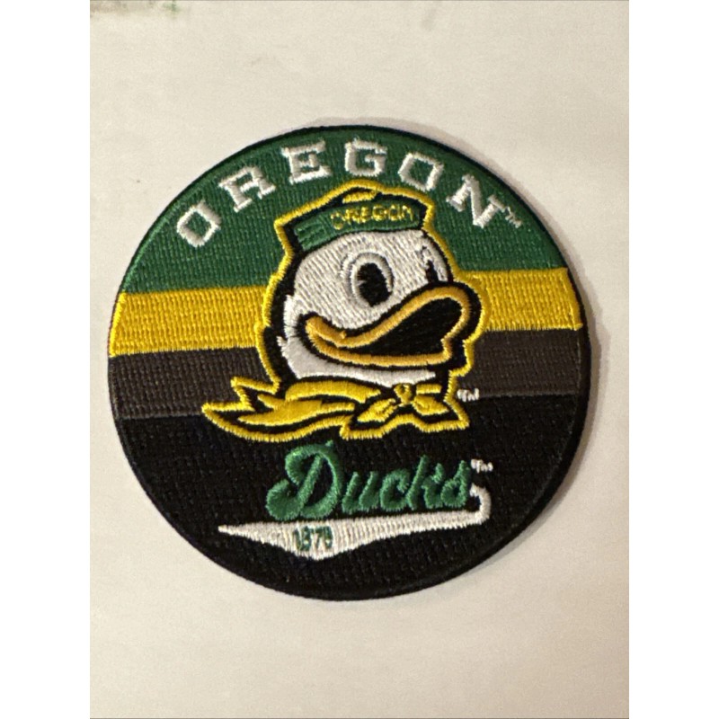 UO Oregon Ducks Vintage Embroidered Iron On Patch 3” x