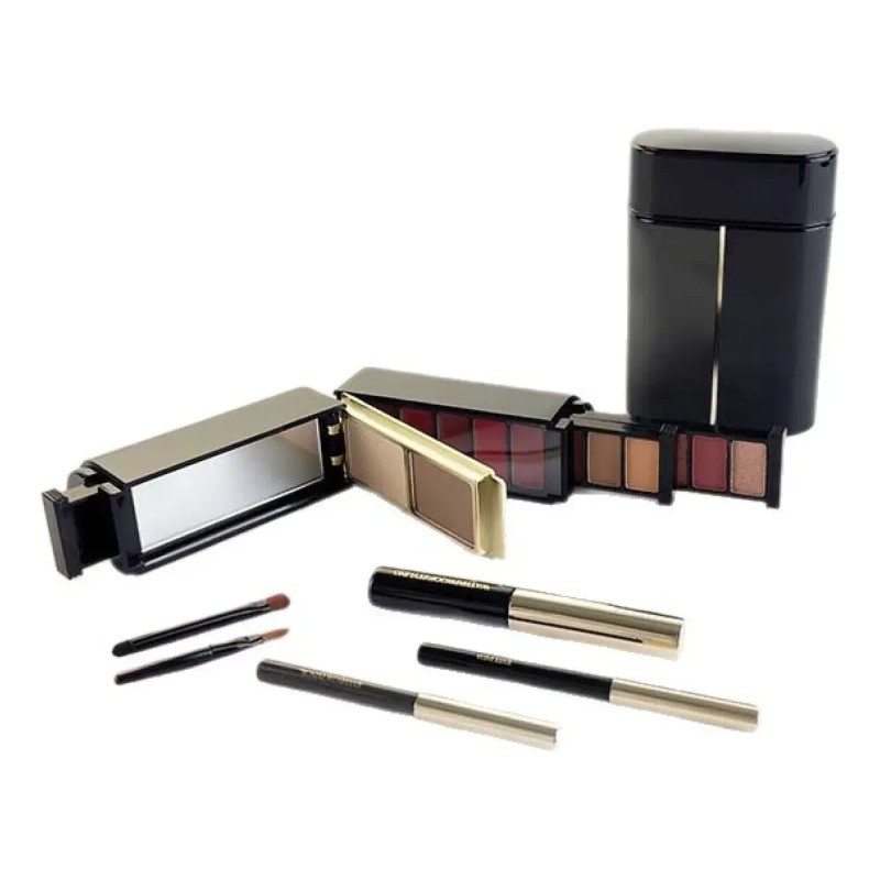 Set De Sombras De Ojos Y Pintalabios En Estuche De