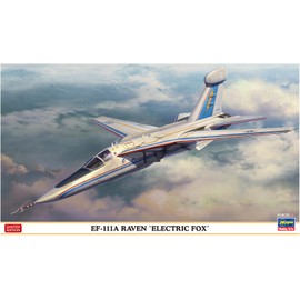 Hasegawa 1/72 USA EF-111A Raven Electric Fox Plastic Model 02483 (Airplane)