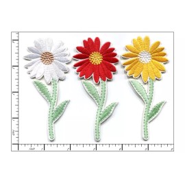 Patchwork Paradise Yellow Daisy Flower Iron-On Embroidered Patch – Cheerful and Bright