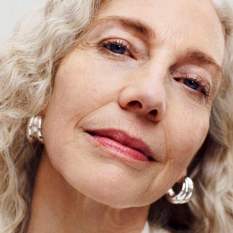 The Minimalist Perfecting Complexion Stick - Foundation & Concealer:_Linen